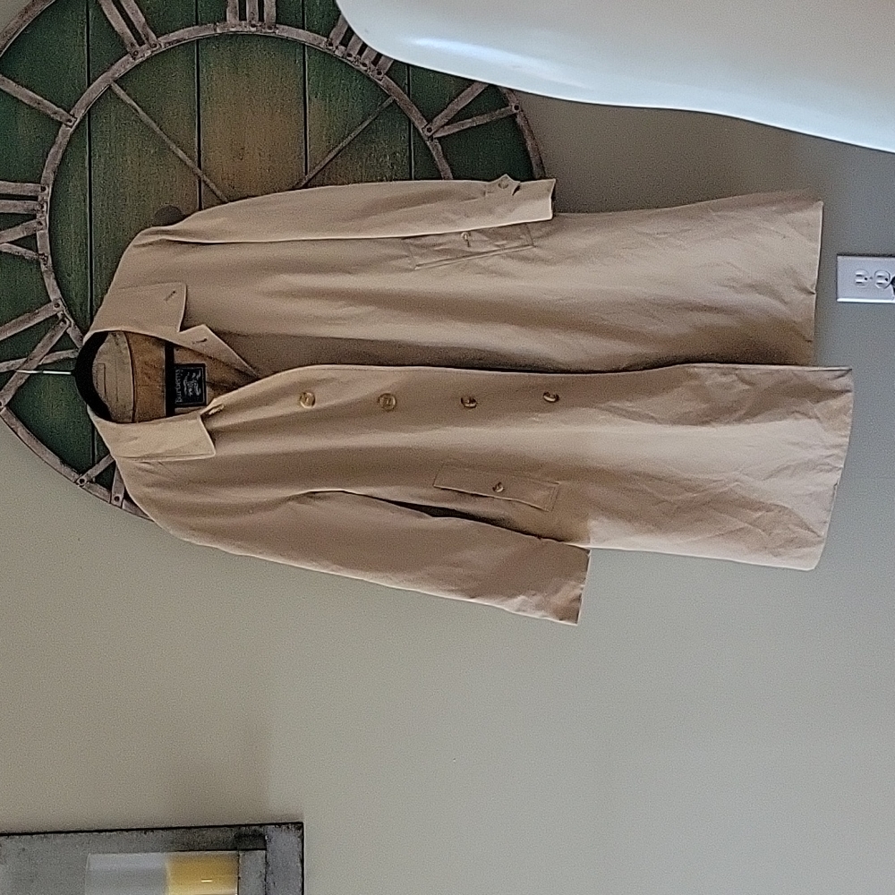 Burberrys' Vintage Raincoat with Signature Nova Check Print Wool Lining